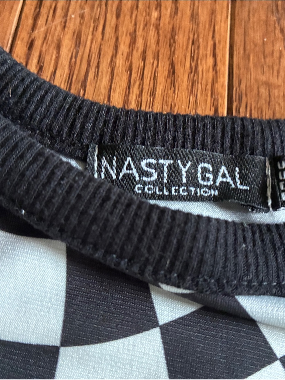 Nasty Gal Trippy Checkerboard Short Sleeve Dress - Size US 8 UK 12 - Picture 2 of 4